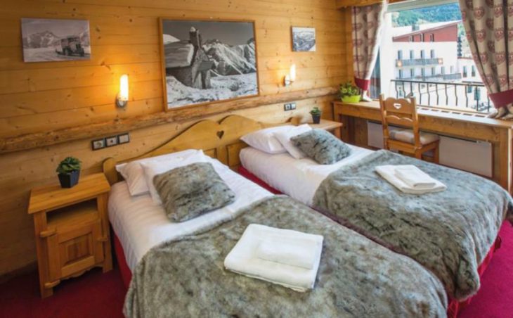 Hotel Chalet des Champions, Les Deux Alpes, Twin Bedroom